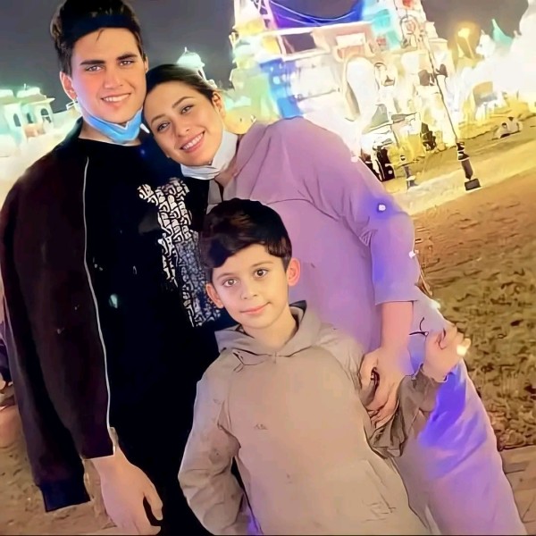 امارات رزق وأبنائها، دانيال رزق ووطن جنيد اولاد الفنانة إمارات رزق انستقرام