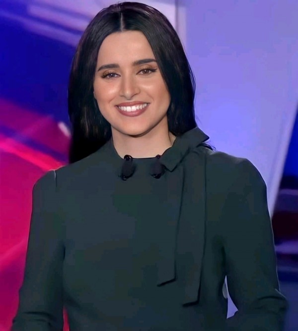 من هي سارة بن عيشوبة اعلمية قناة الحدث سارة بنت عيشوبة الجزائرية ويكيبيديا السيرة الذاتية