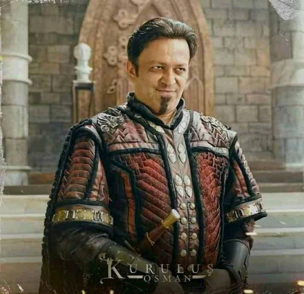 كيف اسلم الحاكم ميخائيل كوسيس تاريخياً قصة إسلام كوسيس وماريا وانظمامه إلى محاربي عثمان بن ارطغرل